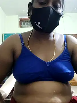 Snapshot of papukurty chatting on September 25, 1:04 pm papukurty online show from September 25, 1:04 pm