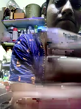 Snapshot of papukurty chatting on October 8, 3:59 am papukurty online show from October 8, 3:59 am