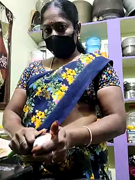 Snapshot of papukurty chatting on October 14, 2:29 pm papukurty online show from October 14, 2:29 pm