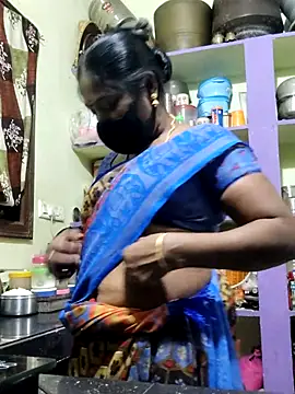 Snapshot of papukurty chatting on October 19, 1:17 am papukurty online show from October 19, 1:17 am