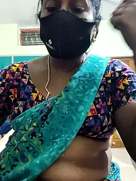 Snapshot of papukurty chatting on October 19, 1:23 pm papukurty online show from October 19, 1:23 pm