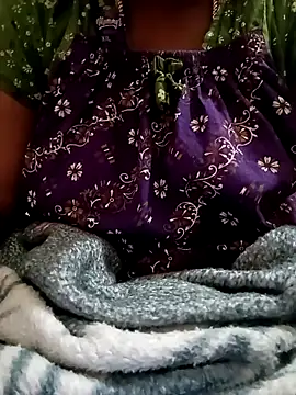 Snapshot of papukurty chatting on February 4, 2:17 am papukurty online show from February 4, 2:17 am