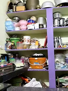 Snapshot of papukurty chatting on February 24, 1:47 am papukurty online show from February 24, 1:47 am