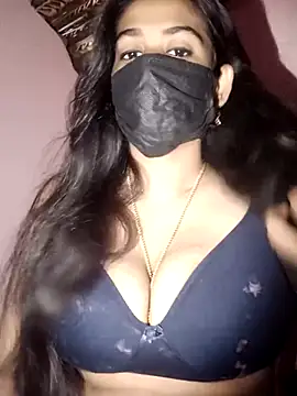 umairahaasan 1 online show from October 27, 10:52 am