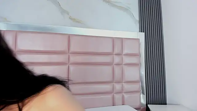 Snapshot of MaddieStark chatting on October 1, 6:58 pm MaddieStark online show from October 1, 6:58 pm