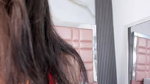 Snapshot of MaddieStark chatting on January 9, 5:04 pm MaddieStark online show from January 9, 5:04 pm