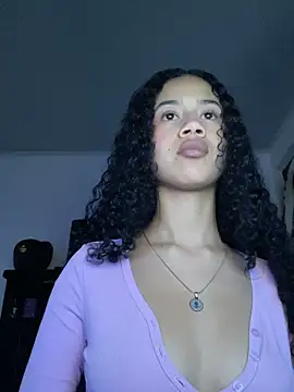 jadee8 online show from May 2, 11:10 pm