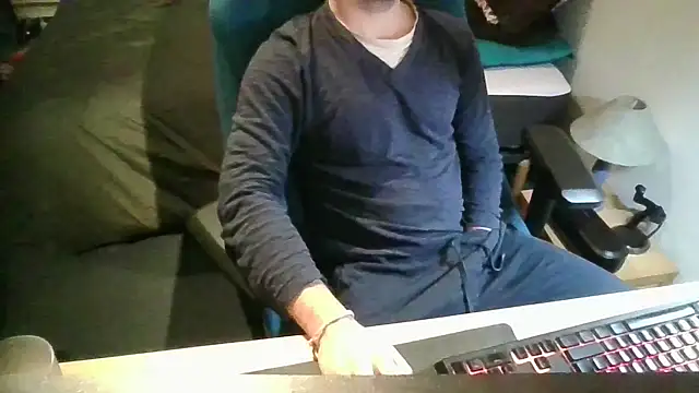 azdert210 online show from March 1, 5:26 pm