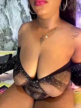 MiiaaCollinss online show from October 9, 3:54 pm