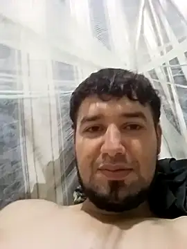 Snapshot of jjhojan11 chatting on January 6, 4:16 am jjhojan11 online show from January 6, 4:16 am