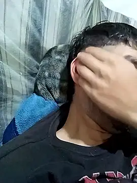 Snapshot of jjhojan11 chatting on January 12, 12:49 am jjhojan11 online show from January 12, 12:49 am