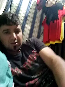 Snapshot of jjhojan11 chatting on January 13, 4:18 am jjhojan11 online show from January 13, 4:18 am