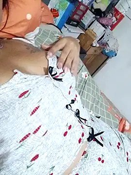 Esperanza 13 online show from July 21, 1:41 am