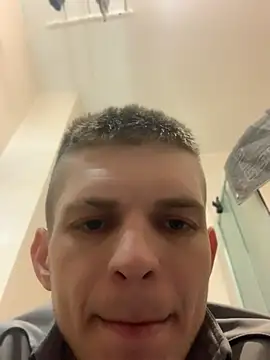 macho1347 online show from April 27, 4:54 am