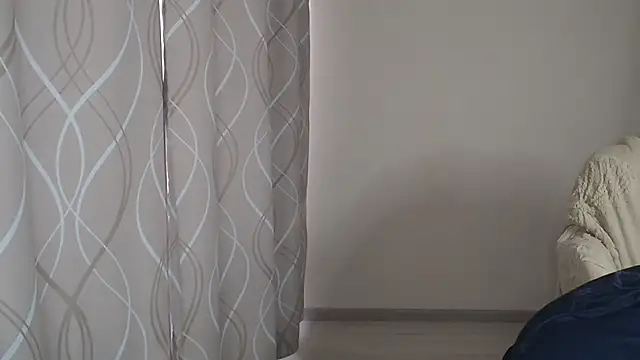 miss  Sophie online show from March 23, 8:29 am