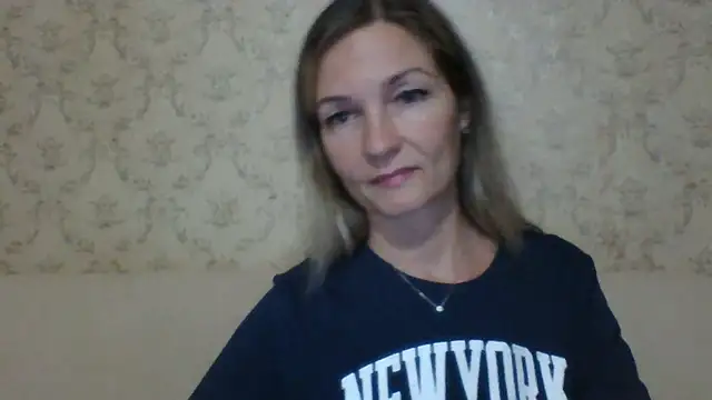 sweetriki online show from November 18, 6:56 pm