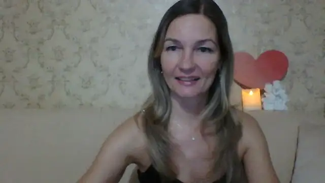 Snapshot of sweetriki chatting on February 13, 5:09 pm sweetriki online show from February 13, 5:09 pm