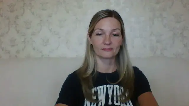 sweetriki online show from June 17, 5:36 pm