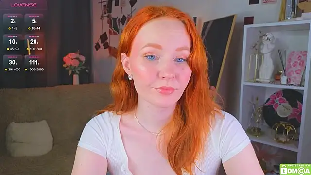 JoyceJones online show from November 7, 7:03 pm