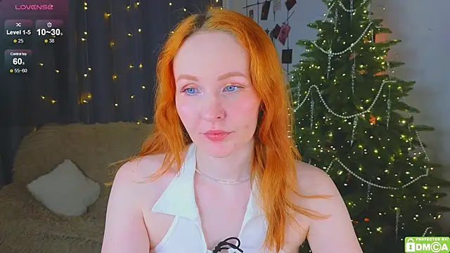 JoyceJones online show from December 15, 8:13 pm