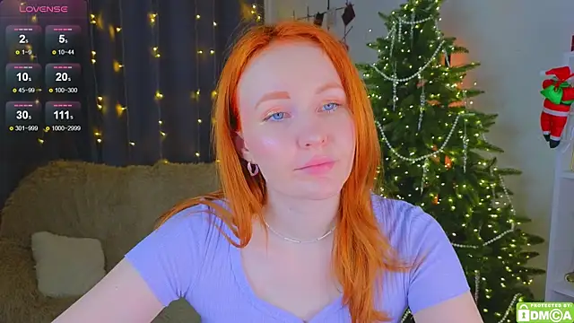 JoyceJones online show from December 22, 9:23 pm