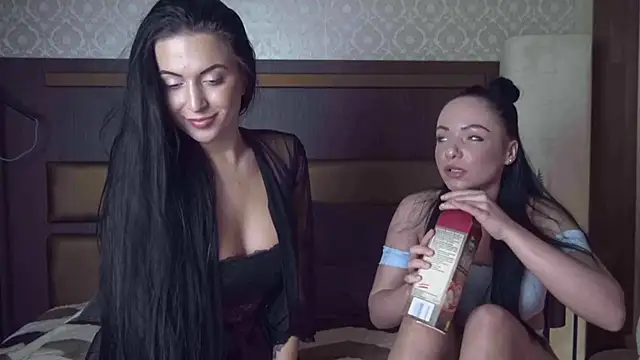 BustyBrunettes online show from September 28, 11:48 am