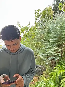 Rose-andres online show from November 28, 8:33 pm