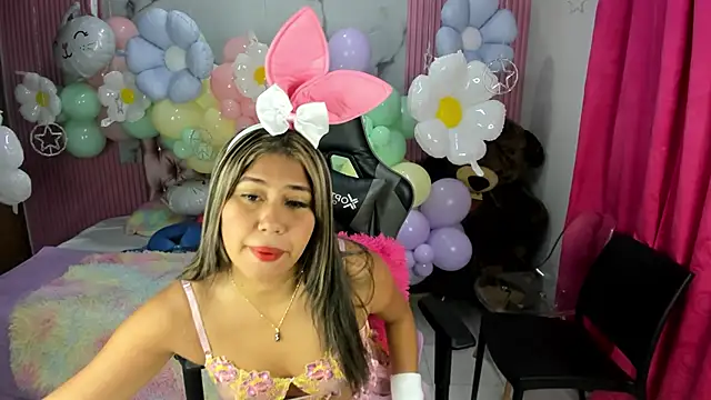 Mindy 19 online show from March 31, 10:59 am