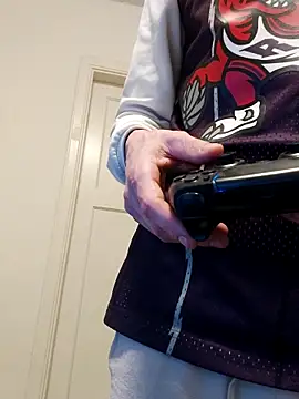 ijustwannafuckyou6969 online show from February 12, 8:48 pm