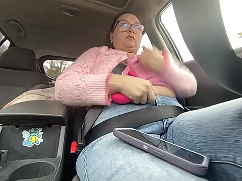 GirlSquirt online show from March 15, 8:04 pm