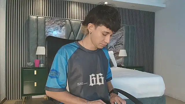 Michael blue online show from January 10, 11:56 am