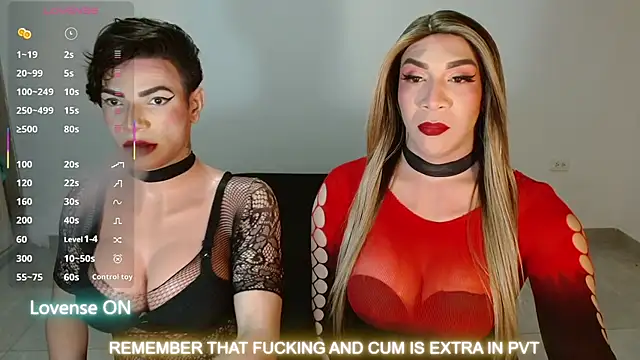 couple vzl online show from April 18, 7:01 am