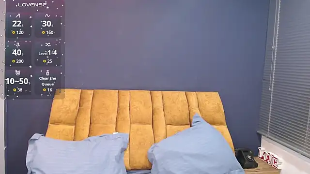 KendraaSimons online show from December 1, 7:52 pm