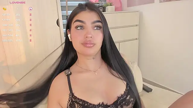 EmmyKenner online show from October 21, 11:22 am