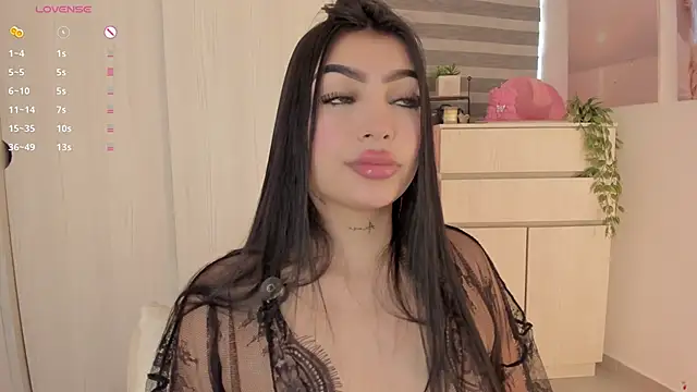 EmmyKenner online show from November 10, 1:43 pm