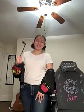 babykalirose online show from March 22, 5:11 am