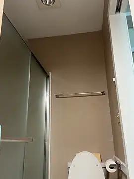 babykalirose online show from April 5, 2:03 pm