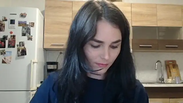 Silviaa a online show from October 4, 7:01 pm