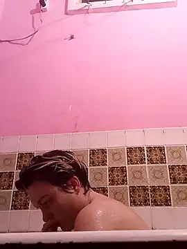 Snapshot of MoonIrene chatting on November 13, 11:09 am MoonIrene online show from November 13, 11:09 am