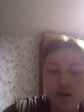 Snapshot of MoonIrene chatting on February 15, 12:58 pm MoonIrene online show from February 15, 12:58 pm