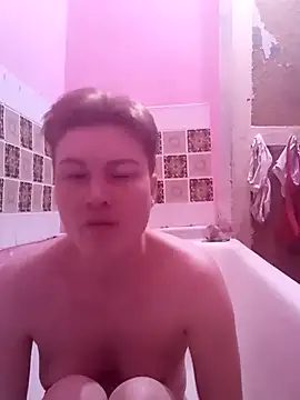 Snapshot of MoonIrene chatting on February 16, 11:50 am MoonIrene online show from February 16, 11:50 am