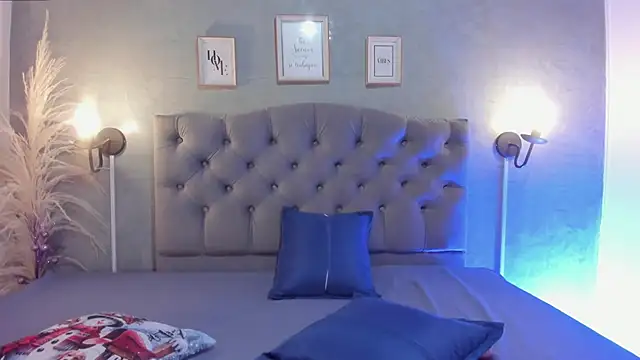 Snapshot of GiannaSlimJB chatting on November 26, 3:29 am GiannaSlimJB online show from November 26, 3:29 am