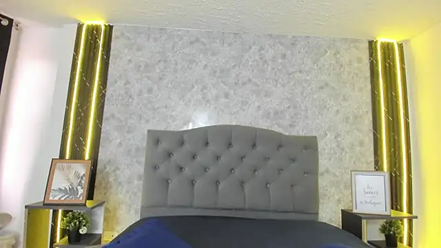 Snapshot of GiannaSlimJB chatting on February 17, 7:09 pm GiannaSlimJB online show from February 17, 7:09 pm