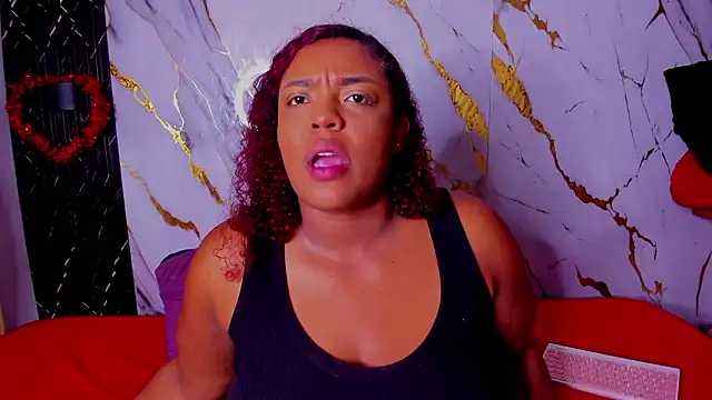 Alaia Gutierrez online show from January 15, 9:51 pm