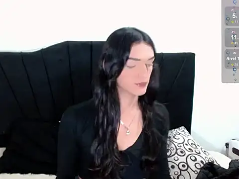 x isabella x online show from October 18, 7:20 am