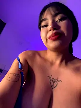 lucialauper  online show from October 19, 2:01 am