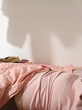 Snapshot of xlj4523 chatting on February 20, 3:23 pm xlj4523 online show from February 20, 3:23 pm