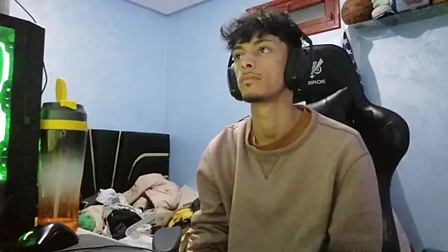 Dark DesireX online show from February 14, 11:56 pm