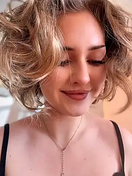 KellyKeler online show from April 17, 11:02 am