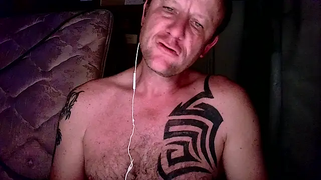 Yournaughty online show from May 1, 4:28 am